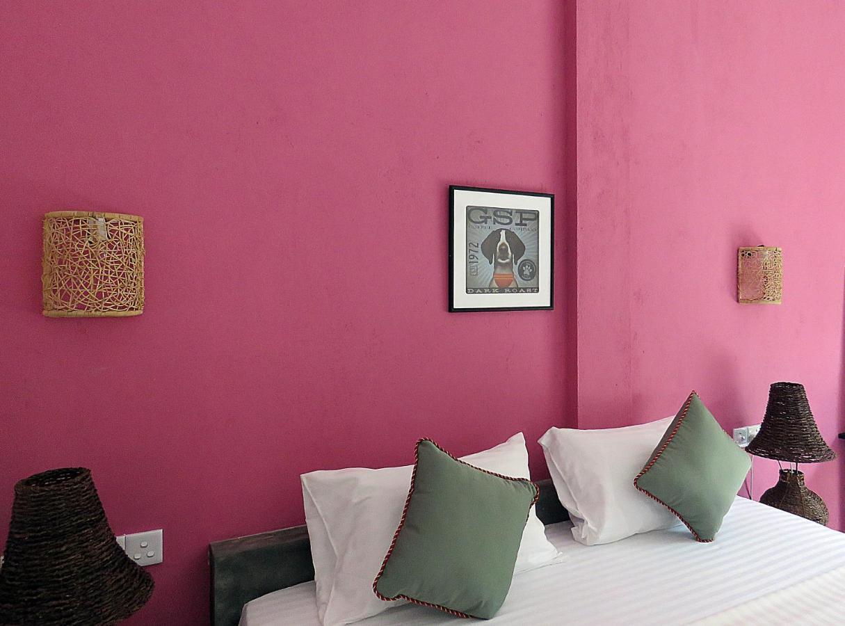 H&C Heaven Beach Hotel Unawatuna Exterior foto